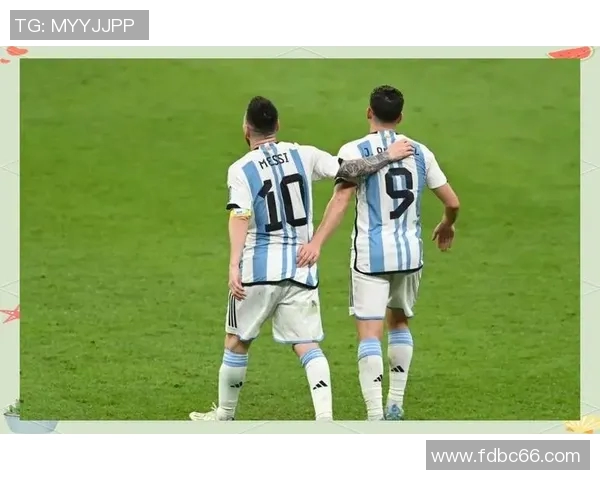 以传奇前锋梅西职业生涯转折点解析与世界足球发展影响研究